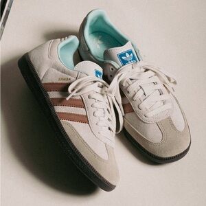 NWT - Adidas Samba OG Clay Strata Sneakers